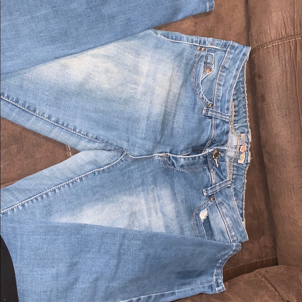 Skinny jeans